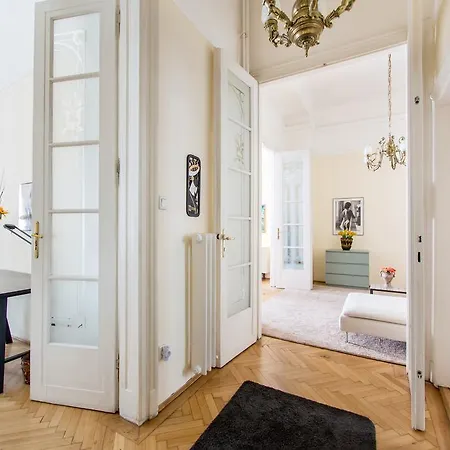 Apartment Elegant & Stylish Center *