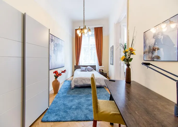 Διαμέρισμα Elegant & Stylish Center